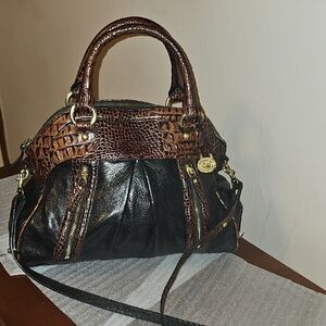 Elegant Black and Brown Handbag